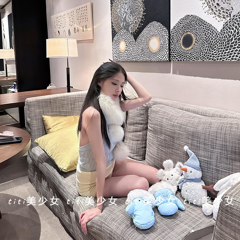 【TiTi美少女】纯欲风绞花奶蓝纹理感挂脖收腰软绒背心吊带上衣,淘宝优惠券,粉丝福利购,淘宝优惠卷