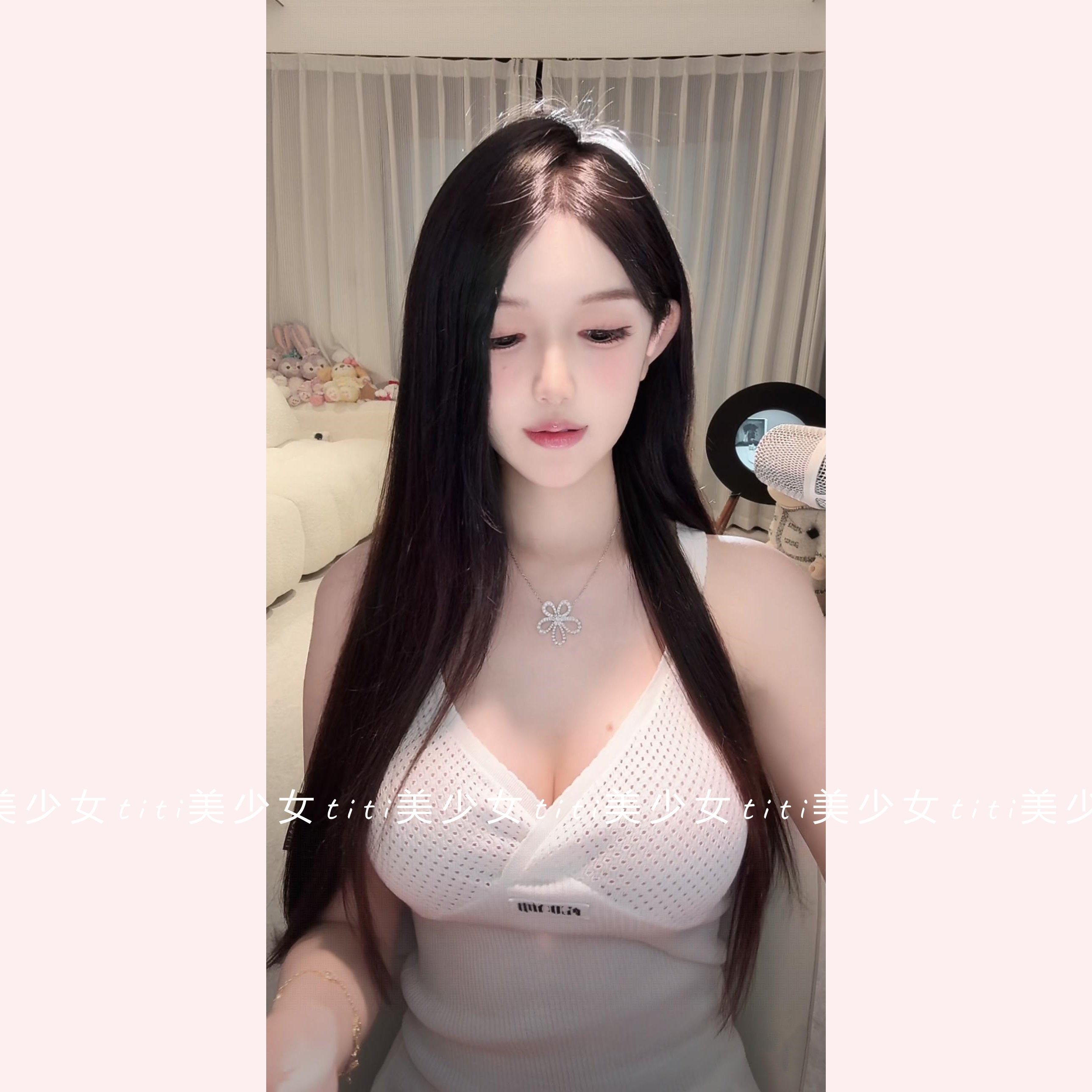 【TiTi美少女】纯欲风性感钩花镂空针织抹胸吊带2026v领背心上衣,淘宝优惠券,粉丝福利购,淘宝优惠卷