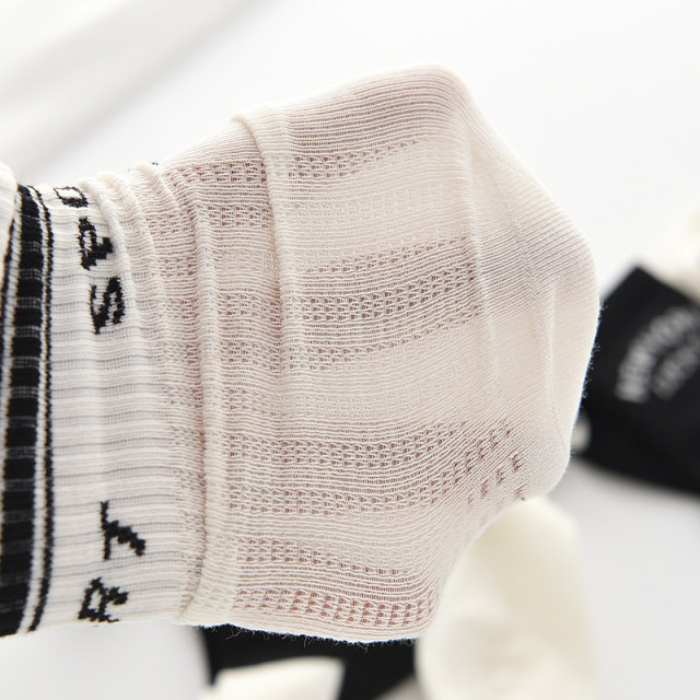 Milok ສີດໍາແລະສີຂາວ socks summer ຖົງຕີນເດັກນ້ອຍທີ່ບໍ່ມີກະດູກ