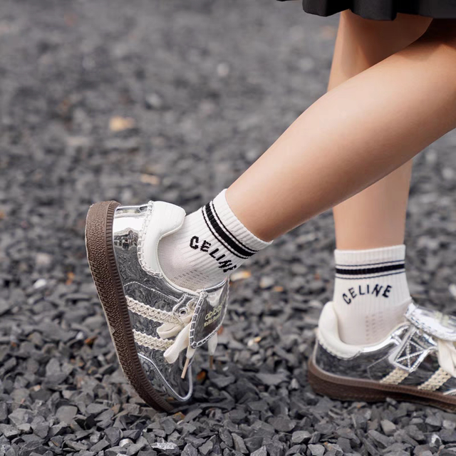 Milok ສີດໍາແລະສີຂາວ socks summer ຖົງຕີນເດັກນ້ອຍທີ່ບໍ່ມີກະດູກ