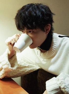 丁禹兮同款中性风简约个性偷吃星星项链小众独特情侣项链明星周边