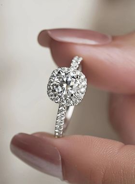 s925胖东来莫桑石小方糖方钻戒指