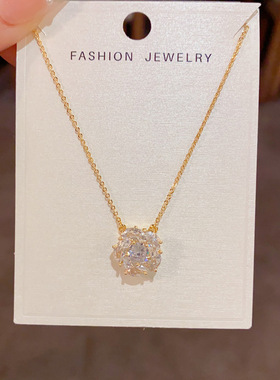 百搭锆石旋转四叶花锁骨链女款