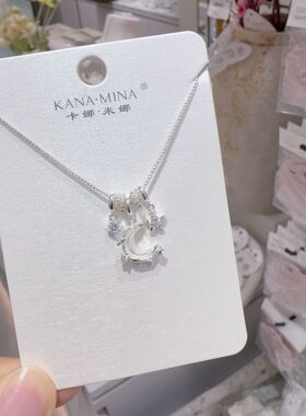卡娜米娜清透月亮流苏长款吊坠项链时尚精美轻奢高级感锁骨链项饰