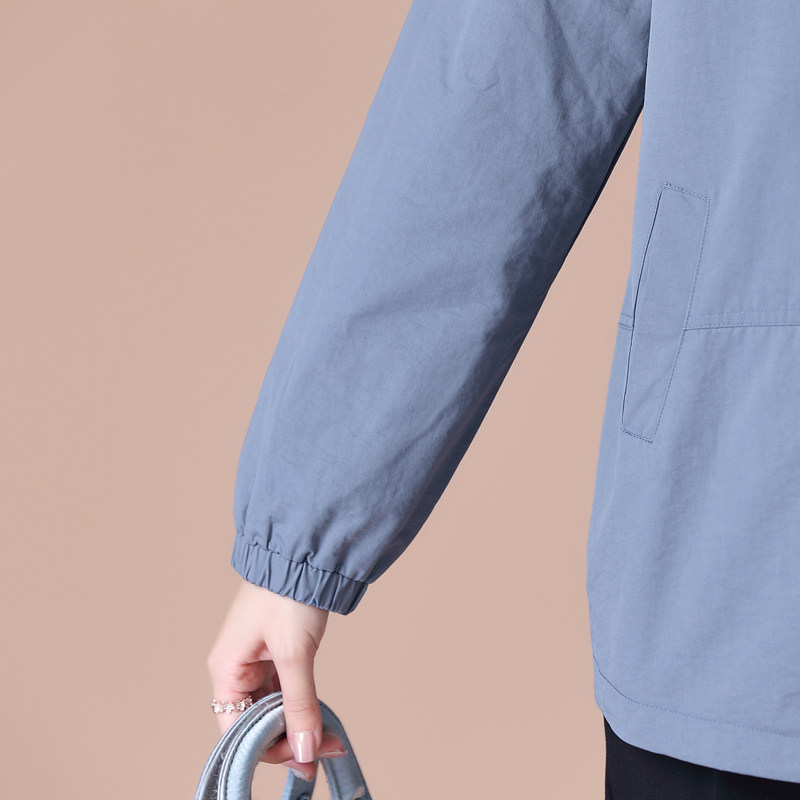 妈妈秋装中老年女装显洋气春秋风衣 恋宇服饰中老年女装