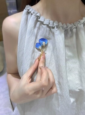 DIY银杏叶掐丝绒花珍珠胸针