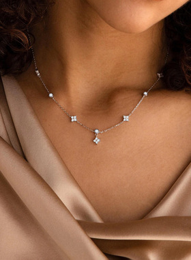 eManco时尚百搭精致四叶花满天星