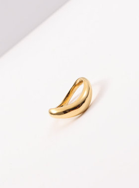 2023新款欧美跨境时尚小众设计弯曲弧面戒指钛钢镀18K金指环食指