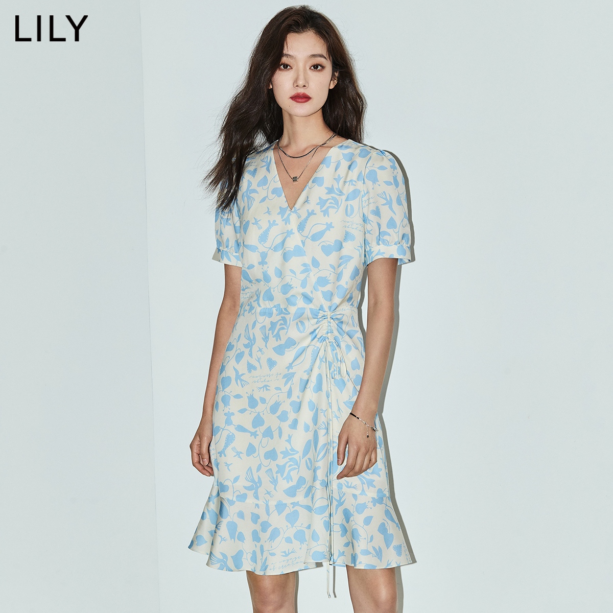 LILY2024夏薄荷曼波新款女装泡泡袖抽绳印花中长款连衣裙小个子女