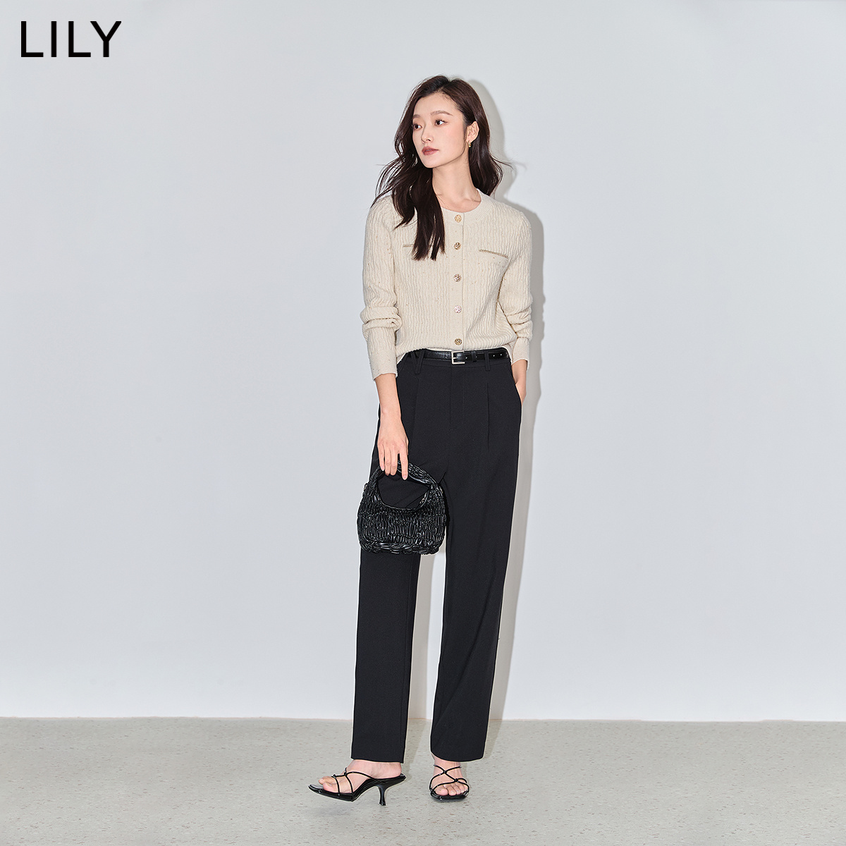 LILY2024春新款女装含绵羊毛都市通勤浪漫温柔短款修身款针织开衫-图0