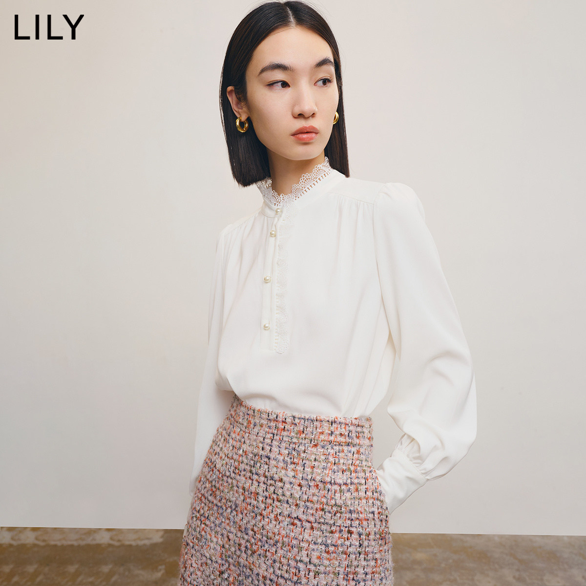 lily2022冬新款别致温柔宽松雪纺衫 LILY蕾丝衫/雪纺衫