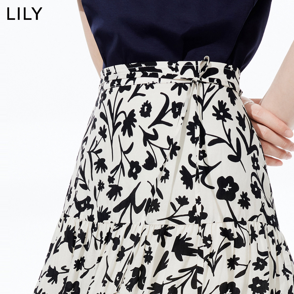  LILY半身裙