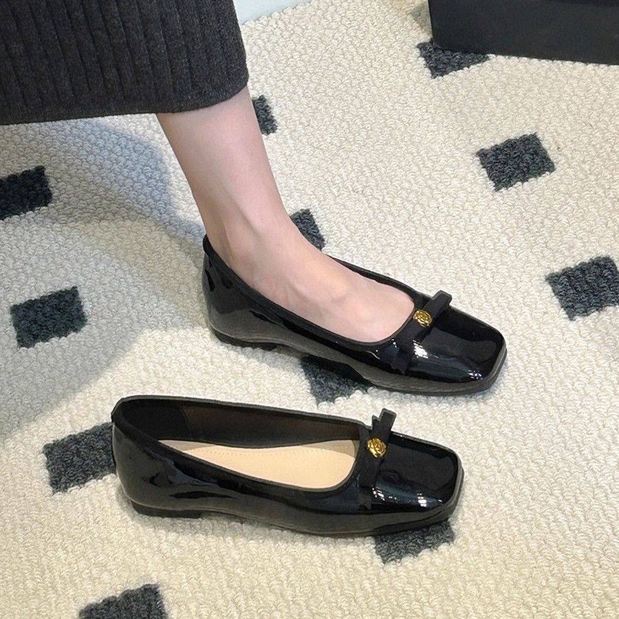 小香风方头浅口蝴蝶结珍单鞋女2026春新款漆皮百搭通勤平底鞋,淘宝优惠券,粉丝福利购,淘宝优惠卷