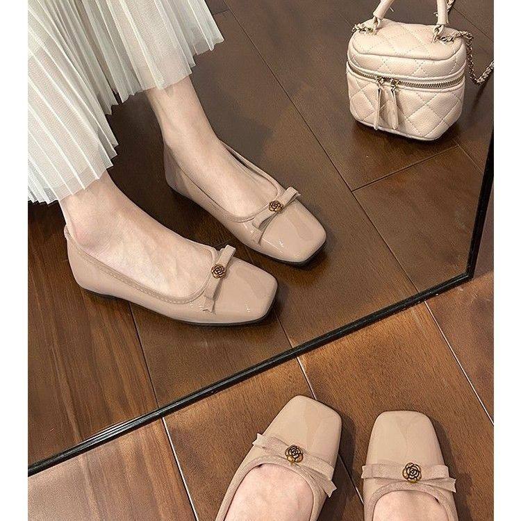 小香风方头浅口蝴蝶结珍单鞋女2026春新款漆皮百搭通勤平底鞋,淘宝优惠券,粉丝福利购,淘宝优惠卷