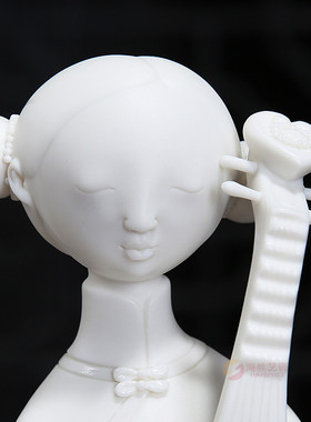 德化白瓷中式风美女雕塑艺术品