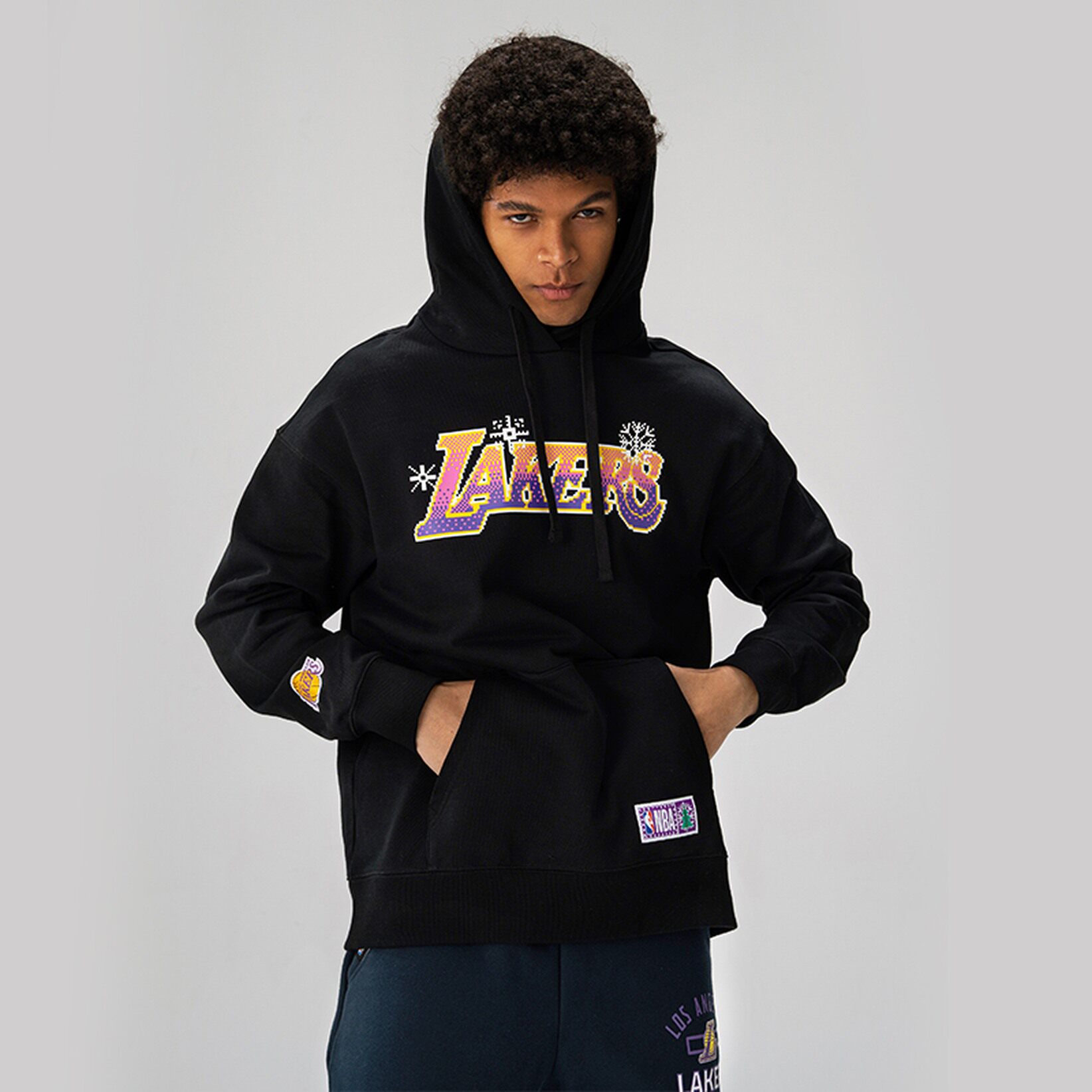 NBA官方正品早秋男士运动宽松舒适休闲百搭连帽卫衣套头衫湖人队,淘宝优惠券,粉丝福利购,淘宝优惠卷