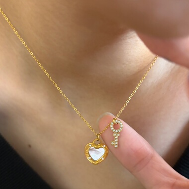 734钛钢贝壳爱心锁头项链钥匙锁骨链百搭通勤温柔气质饰品