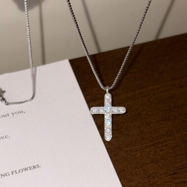 734钛钢不掉色微镶十字架项链亮晶晶锁骨链女小众高级欧美   精工