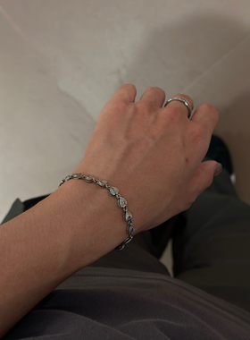 734古堡爱心手链钛钢不掉色项链精工叛逆朋克精致碎骨链