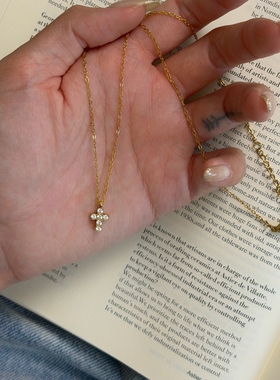 734钛钢mini金色镶嵌十字架项链女小众设计感轻奢日系百搭锁骨链