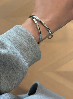 734钛钢不掉色手镯女通勤简约百搭小众设计感高级轻奢精致手环