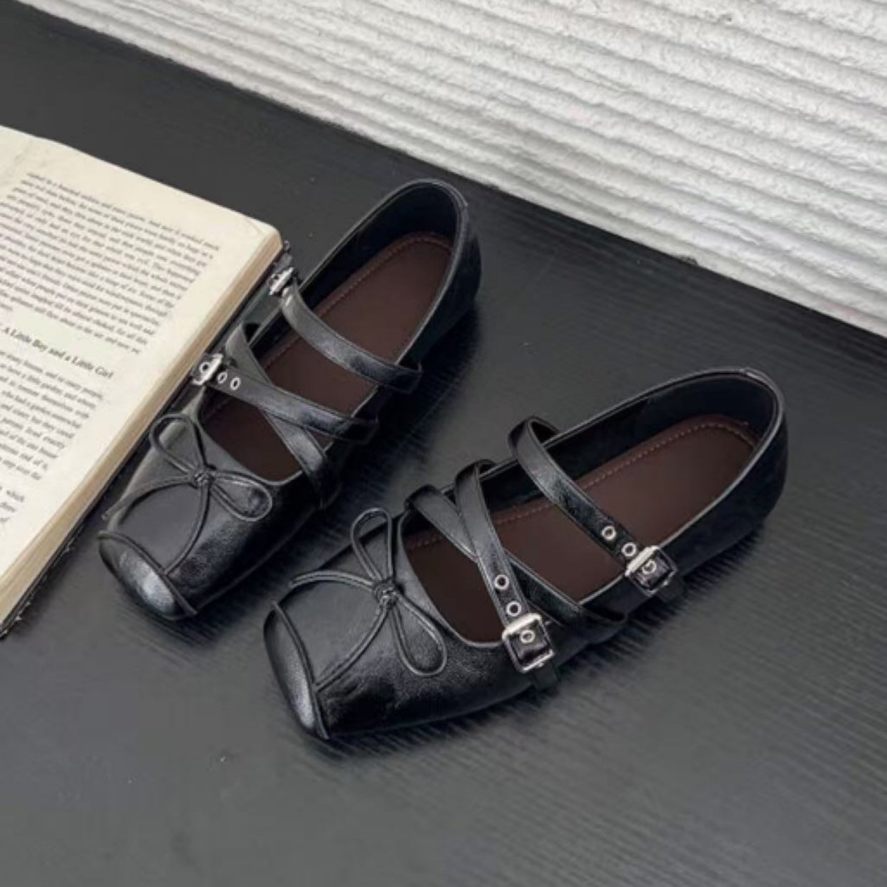 18复古风交叉扣带玛丽珍鞋女2026年春季新款浅口方头芭蕾平底单鞋,淘宝优惠券,粉丝福利购,淘宝优惠卷