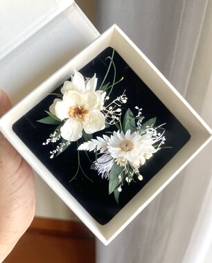 Wedding原创高级森系永生花戒指白绿色花朵戒指求婚对戒草坪婚礼