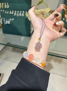 天然玛瑙小萌马挂件多色甜美风本命年小众吊坠简约玉石送礼物项链