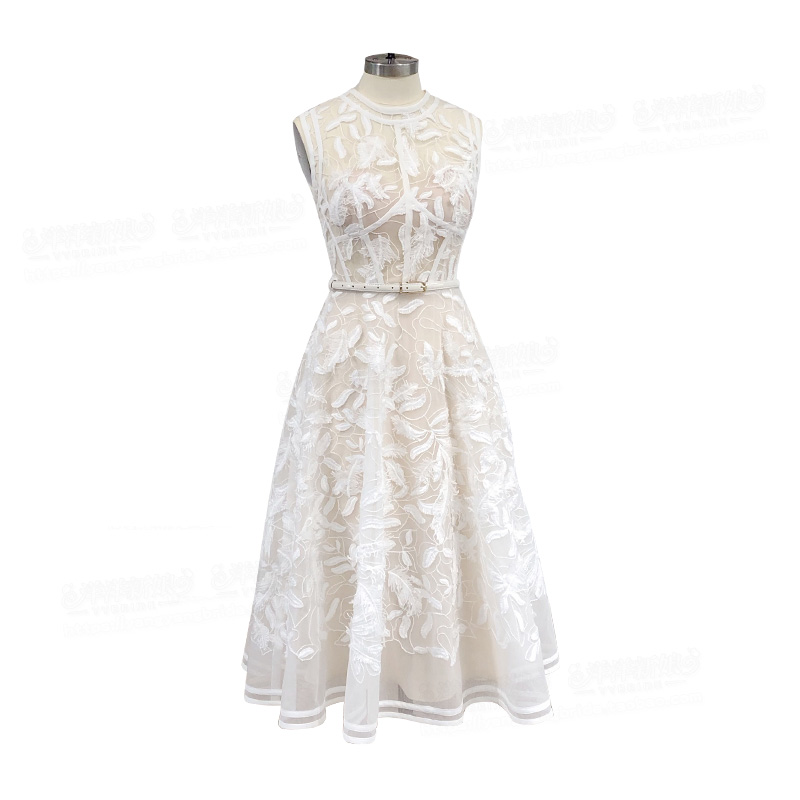 日常2020新款白色中长裙订婚礼服 洋洋新娘礼服/晚装