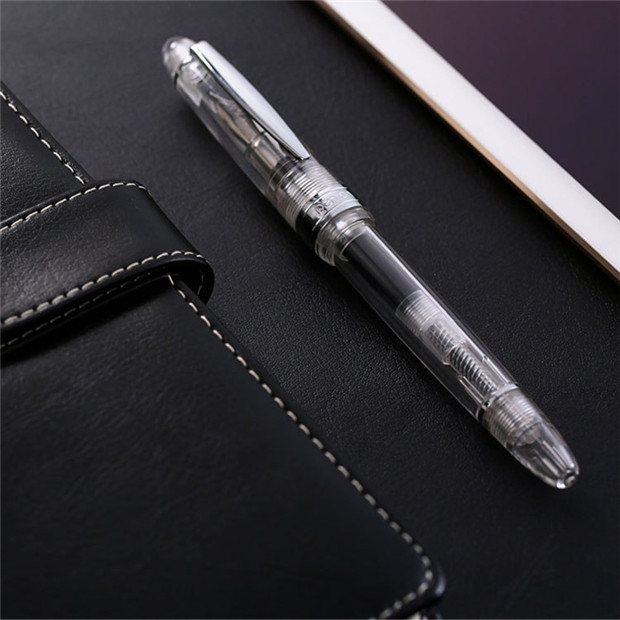 Transparent demonstration ink pen for students to write in business style