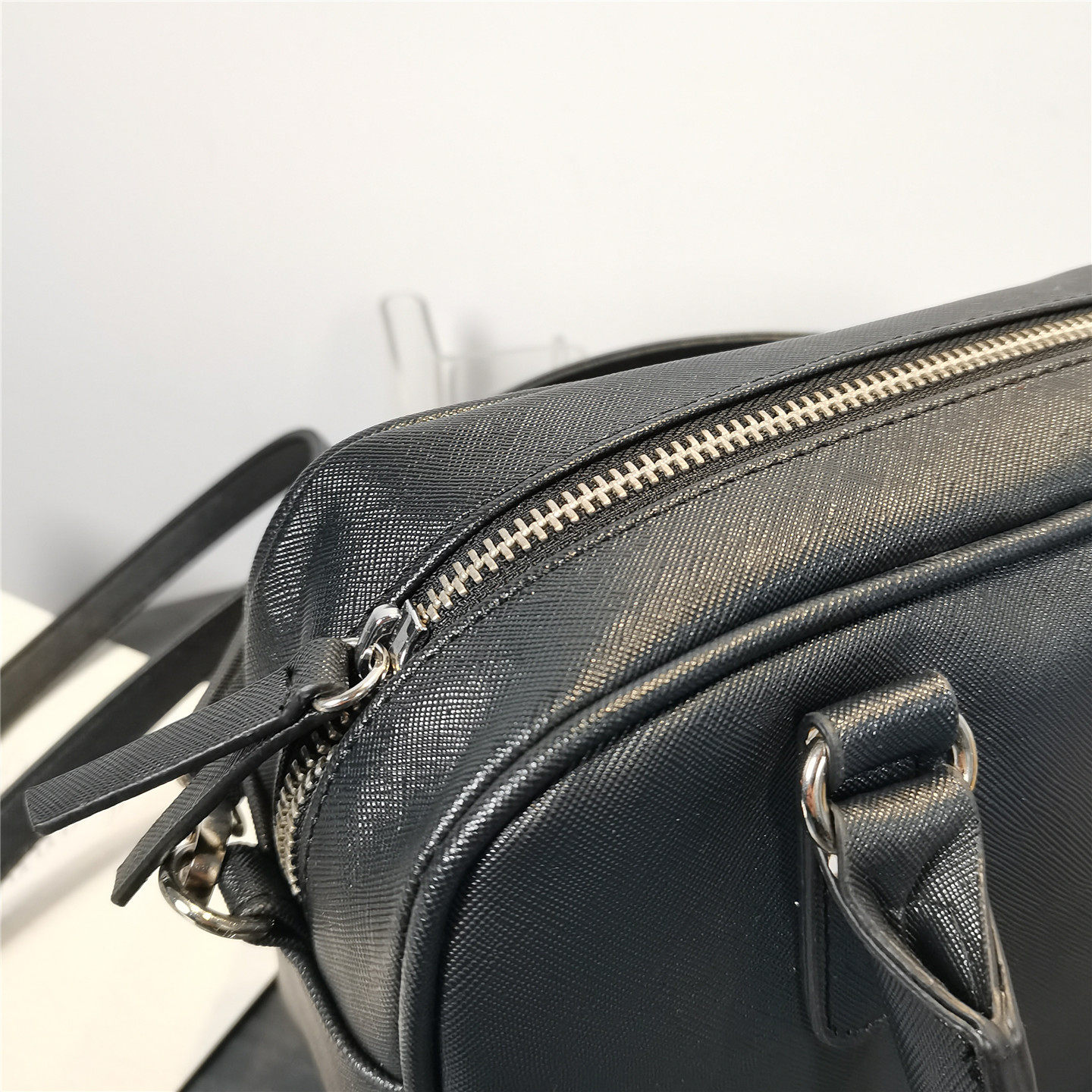 出口西班牙小众设计手提包通勤波士顿包保龄球包单肩斜挎女包简约,淘宝优惠券,粉丝福利购,淘宝优惠卷