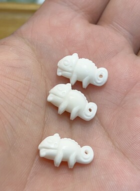 驼骨雕刻蜥蜴文玩配饰戒指配饰DIY手串创意饰品