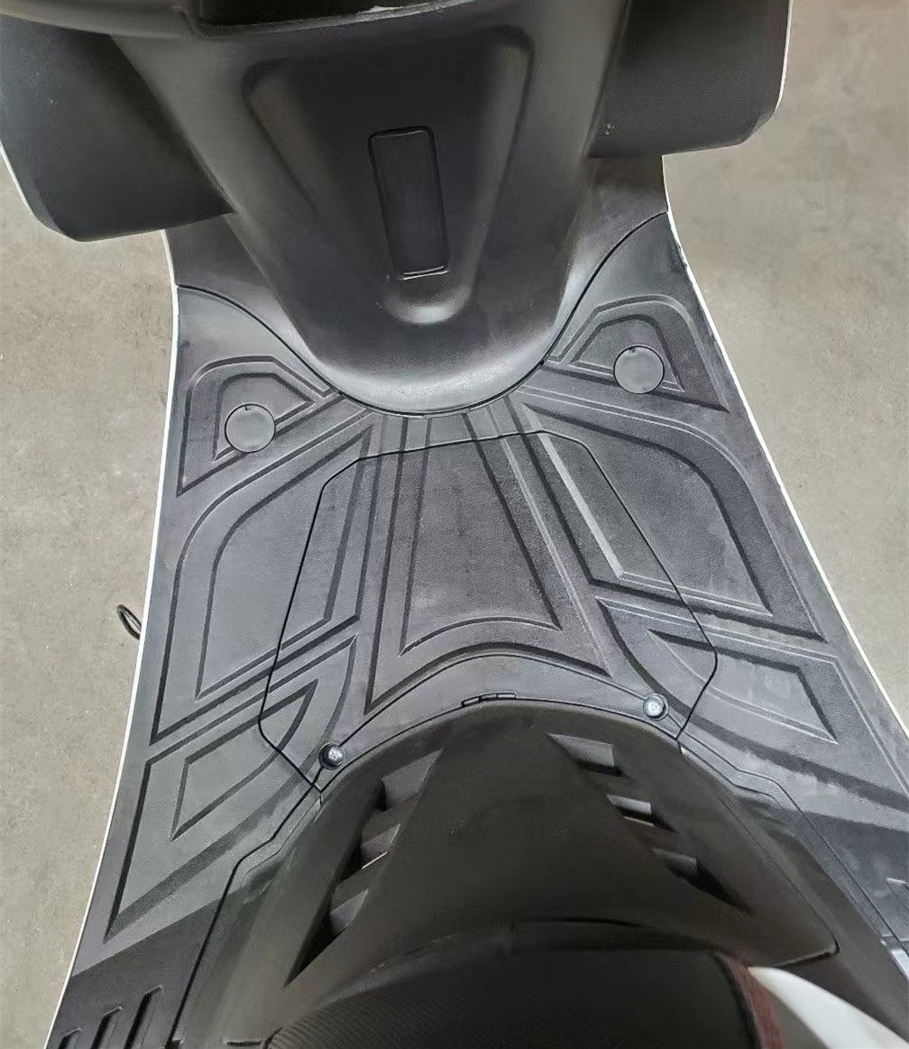 适用RSZ100鬼火一代脚垫鬼火六代摩托车JH125T-9防水脚垫CY125T-D - 图0