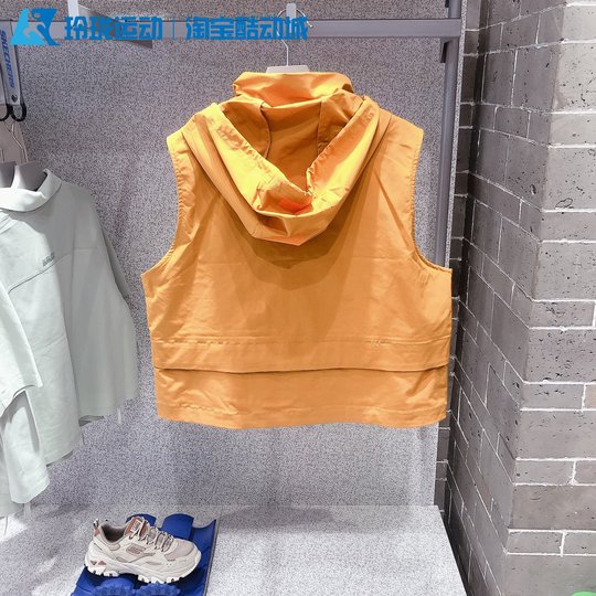 Skechers斯凯奇夏新款女士山野户外系列运动梭织连帽背心P225W097