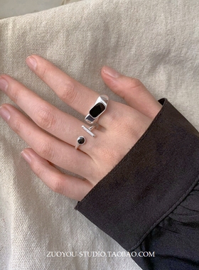 女钛钢复古小众黑色OT戒指