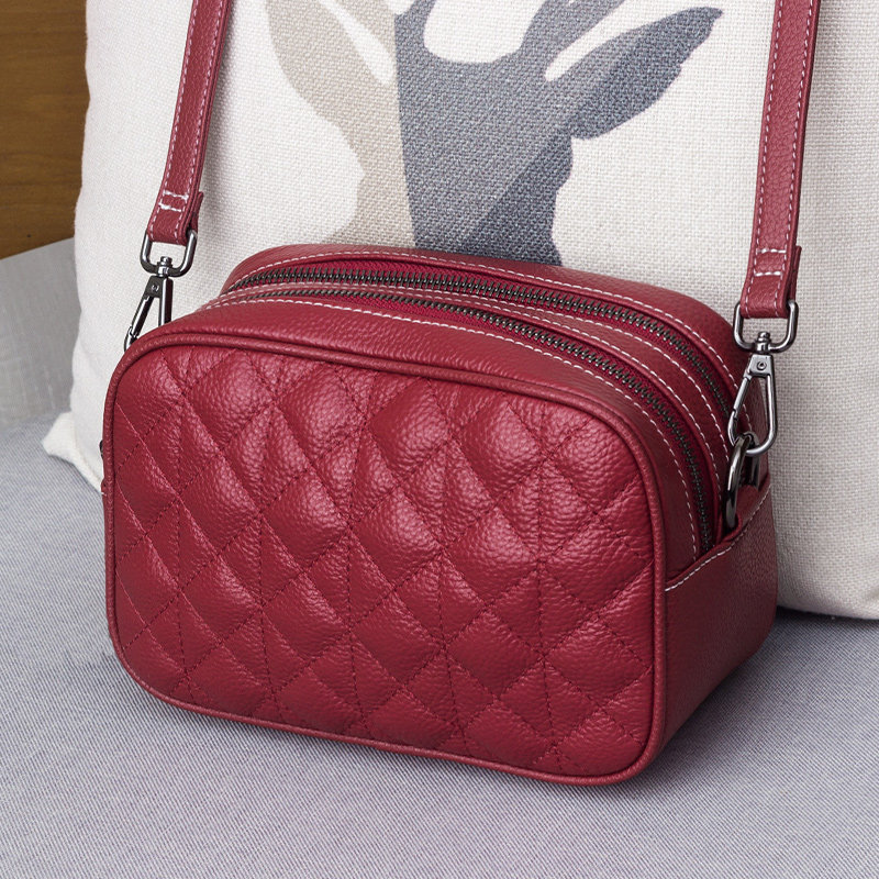 包包女包新款2025时尚真皮单肩包小包菱格宽带斜挎包女百搭小方包,淘宝优惠券,粉丝福利购,淘宝优惠卷