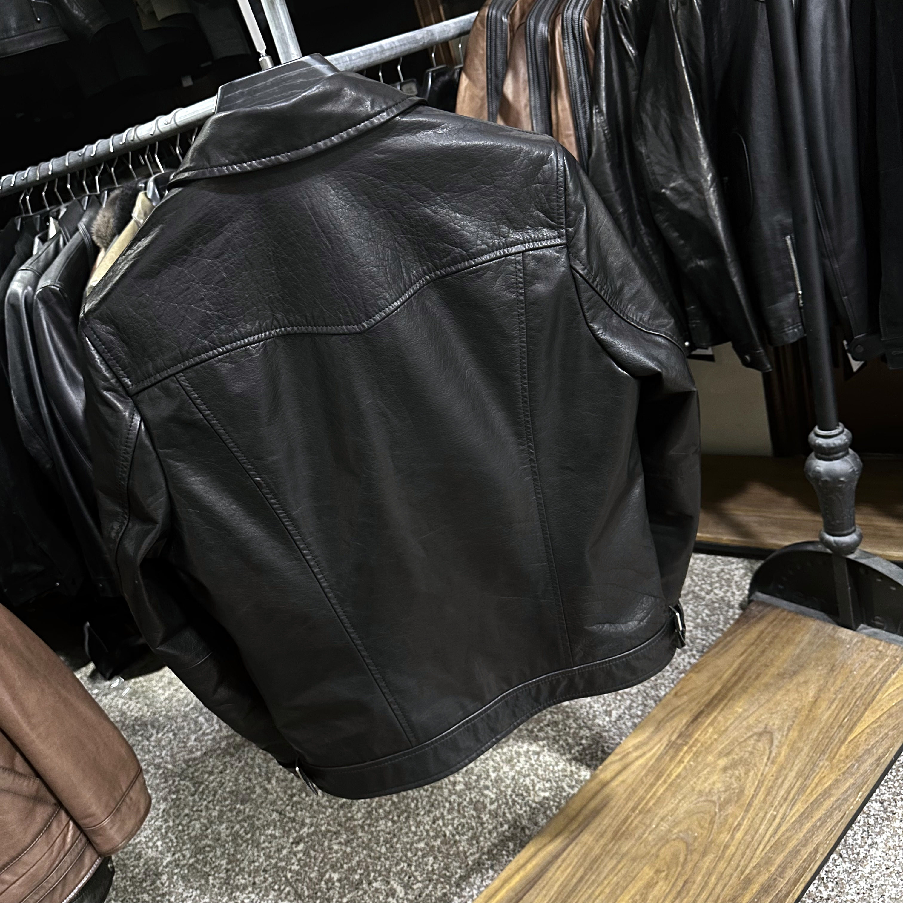 男士黑色短款头层牛皮时尚复古做旧翻领修身门多萨真皮皮衣夹克男,淘宝优惠券,粉丝福利购,淘宝优惠卷