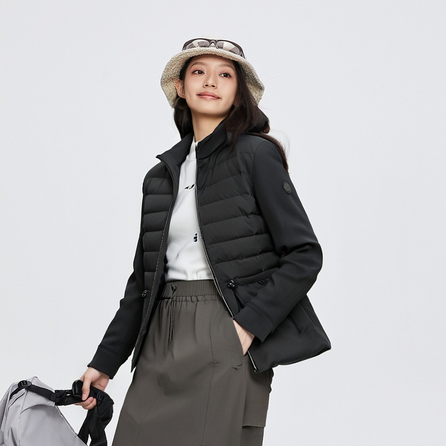 波司登收腰立领短款明星同款鹅绒轻薄春秋优雅轻盈时尚羽绒服