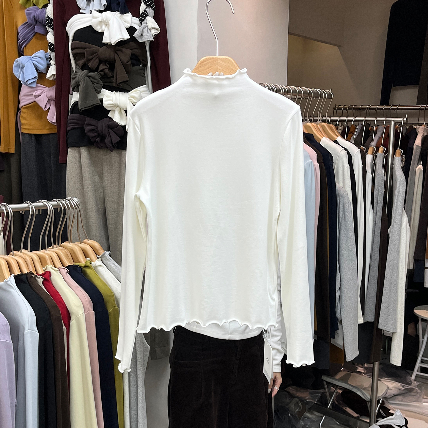 24HOURS韩国东大门女装2025新款半高领打底衫女气质内搭花边上衣 - 图0