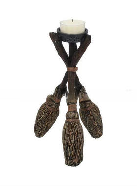 跨境新款塔罗扫把烛台桌面树脂品摆件塔罗装饰魔法外贸