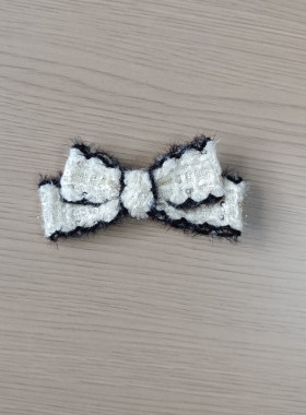 秋冬新款甜美儿童女孩发夹白色小香风布艺蝴蝶结边夹刘海夹碎发夹