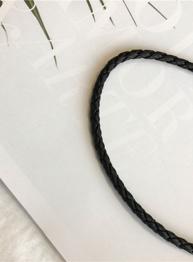 简约风编制蝴蝶结腰带