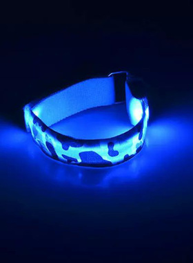 夜闪发光led迷彩手镯环腕臂带军迷用品户外骑行跑步运动信号装备