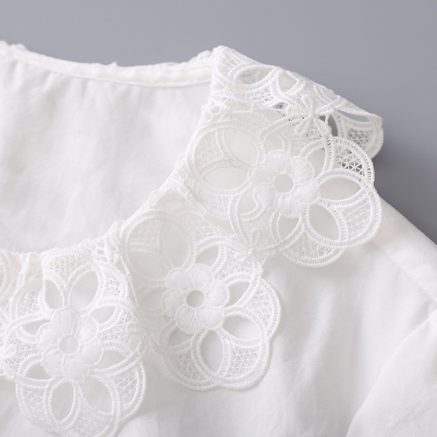 2026年春夏新款法式蕾丝刺绣翻领拼接白衬衫长袖气质减龄通勤上衣,淘宝优惠券,粉丝福利购,淘宝优惠卷