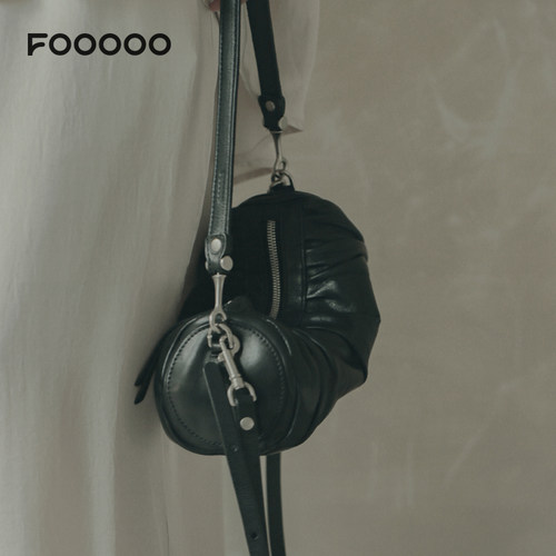 fooooobag植鞣褶皱系列 「褶皱小桶」慵懒质感柔软百搭腋下单肩包 - 图1