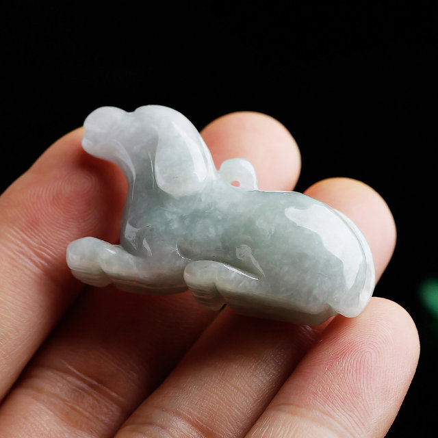 Three-dimensional zodiac dog pendant natural jade