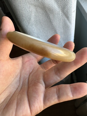 和田玉糖羊脂白玉手镯半山半水油糯圆条55圈女士美人镯玉镯