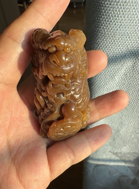 新疆和田玉糖玉瑞龙挂件且末金山料糖高细油糯祥龙吊坠男女把件