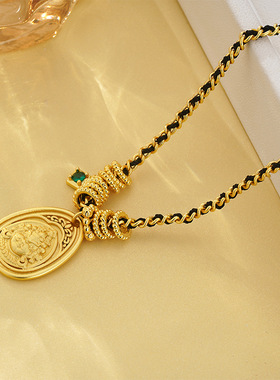 复古黄财神吊坠项链中式设计轻奢感气质黑金编绳毛衣链秋冬