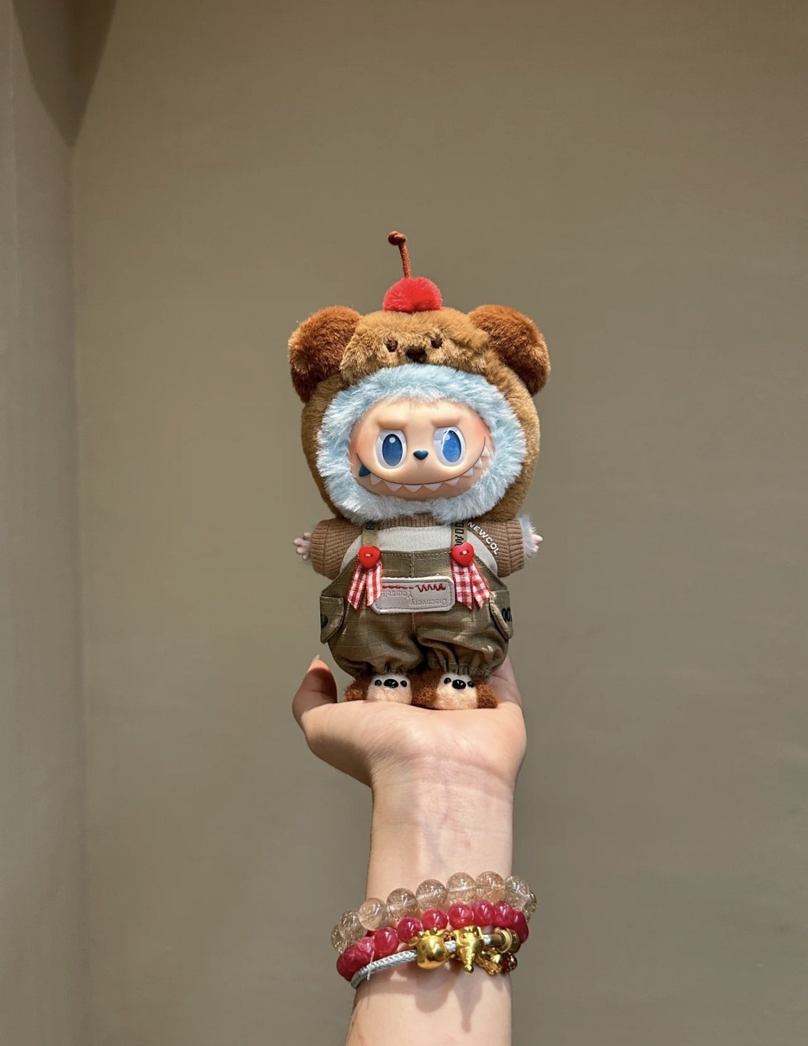 适用一二三代labubu前方高能手工娃衣10cm草莓套装拉布布娃衣,淘宝优惠券,粉丝福利购,淘宝优惠卷